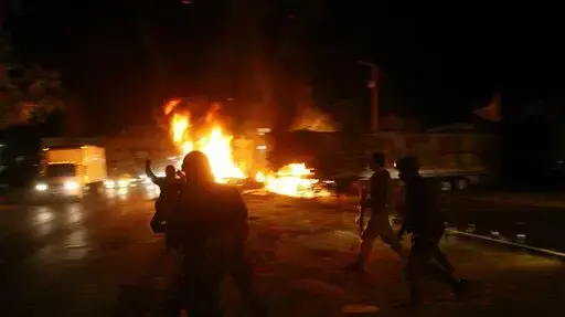 מחאה במדינת מיצ'וקאן במקסיקו על חיסול מנהיג כנופיית "לה פמיליה", נסריו מורנו גונזלס, נובמבר 2010 מחאה במדינת מיצ'וקאן במקסיקו על חיסול מנהיג כנופיית "לה פמיליה", נסריו מורנו גונזלס, נובמבר 2010