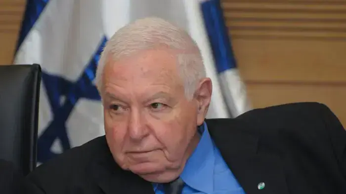 מבקר המדינה מיכה לינדנשטראוס בועדה לביקורת המדינה, ינואר 2011 מבקר המדינה מיכה לינדנשטראוס בועדה לביקורת המדינה, ינואר 2011