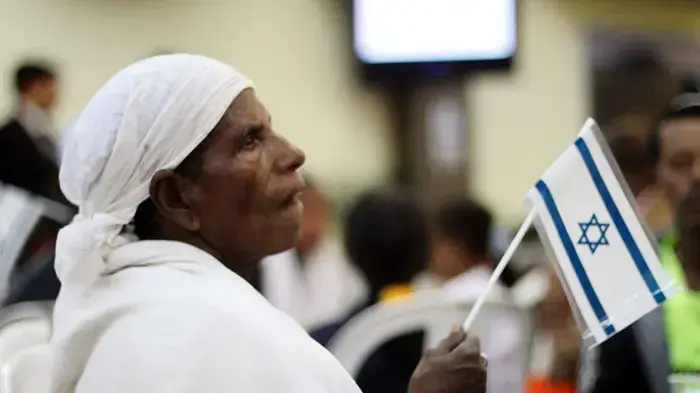 נחיתת עולים בני הפלשמורה, נתב"ג, ינואר 2011 נחיתת עולים בני הפלשמורה, נתב"ג, ינואר 2011