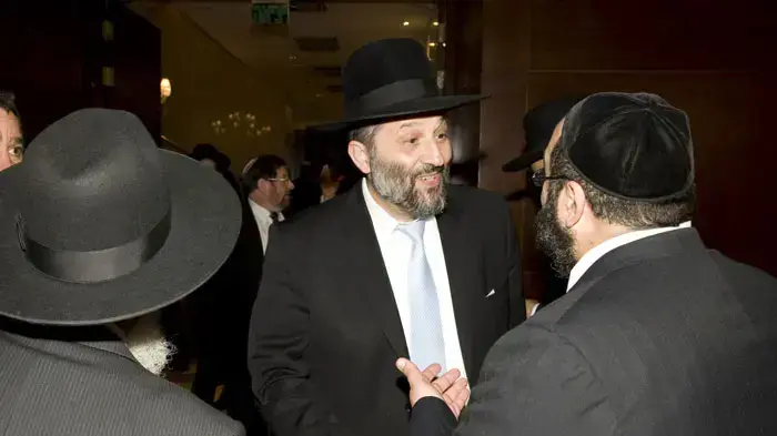 חתונת ביתו של הרב יונה מצגר