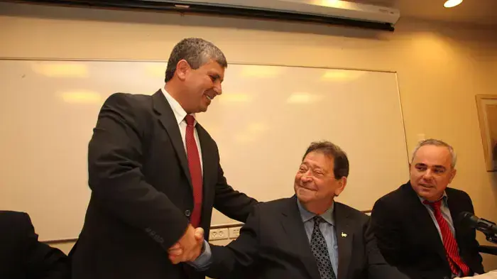 השר שלום שמחון בטקס חילופי התפקידים במשרד התמ"ת השר שלום שמחון בטקס חילופי התפקידים במשרד התמ"ת