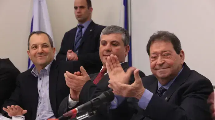 השר שלום שמחון בטקס חילופי התפקידים במשרד התמ"ת השר שלום שמחון בטקס חילופי התפקידים במשרד התמ"ת
