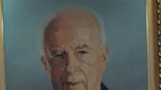נאלץ לעזוב. מיכה חריש נאלץ לעזוב. מיכה חריש