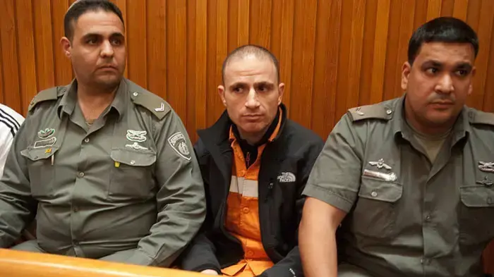 אסי אבוטבול במהלך דיון בבית המשפט העליון, ינואר 2011 אסי אבוטבול במהלך דיון בבית המשפט העליון, ינואר 2011