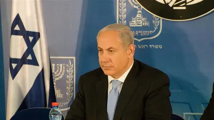 הרמטכ"ל ראש הממשלה בנימין נתניהו בטקס קבלת דרגת רב אלוף, פברואר 2011 הרמטכ"ל ראש הממשלה בנימין נתניהו בטקס קבלת דרגת רב אלוף, פברואר 2011