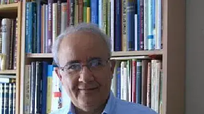 פרופסור מוריס רומני, מומחה ללוב ומזרח תיכון באוניברסיטת בן גוריון פרופסור מוריס רומני, מומחה ללוב ומזרח תיכון באוניברסיטת בן גוריון