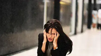 טריילר הסרט taking lives