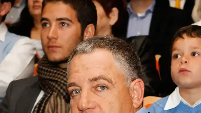 עידן עופר בערב פתיחה של בניין הלב, בית חולים חירום באיכילוב, מרץ 2011 עידן עופר בערב פתיחה של בניין הלב, בית חולים חירום באיכילוב, מרץ 2011