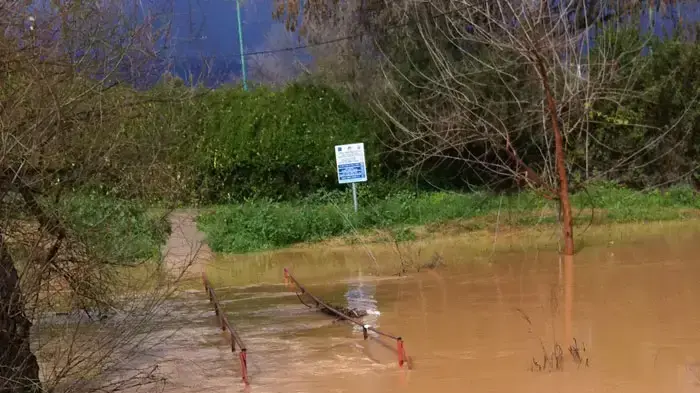 נהר הירדן עולה על גדותיו בעקבות הגשמים בצפון הארץ, מרץ 2011 נהר הירדן עולה על גדותיו בעקבות הגשמים בצפון הארץ, מרץ 2011