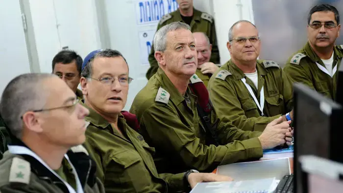 הרמטכ"ל בני גנץ בסיום תרגיל מפקדות רחב היקף של המטה הכללי בצה"ל, מרץ 2011 הרמטכ"ל בני גנץ בסיום תרגיל מפקדות רחב היקף של המטה הכללי בצה"ל, מרץ 2011
