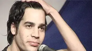 אביב גפן בהופעה בבית וואלה